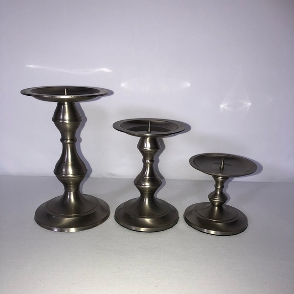 Set of 3 Vintage Pewter Tapered Candle Holders - Picture 4 of 8